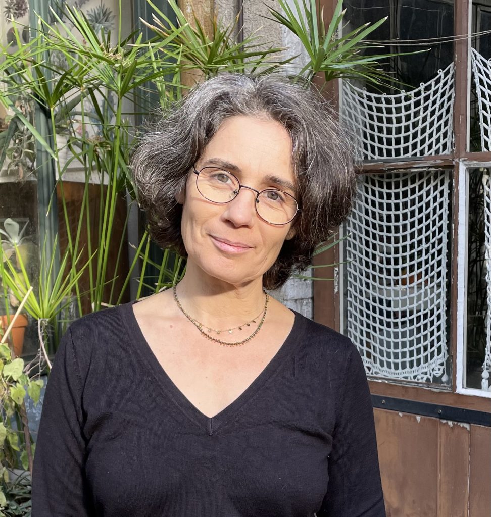 Photo Elise Meister massage ajusté, californien, Amma assis, yogsangsa, abhyanga, vridabhyanga, pada Hasta